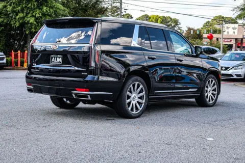 More photos of 2021 Cadillac Escalade Premium Luxury Platinum at ALM GMC South, GA