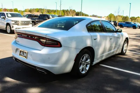 More photos of 2022 Dodge Charger SXT at ALM GMC South, GA