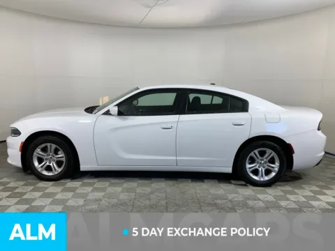More photos of 2022 Dodge Charger SXT at ALM GMC South, GA