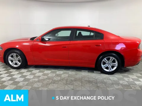 More photos of 2022 Dodge Charger SXT at ALM GMC South, GA