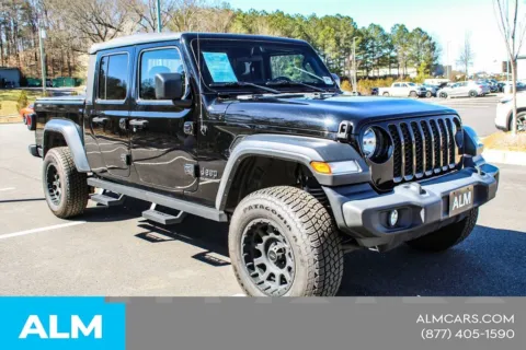 More photos of 2022 Jeep Gladiator Sport at ALM GMC South, GA