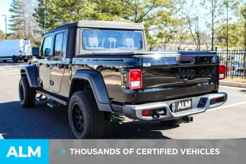 More photos of 2022 Jeep Gladiator Sport at ALM GMC South, GA