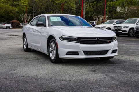 More photos of 2023 Dodge Charger SXT at ALM GMC South, GA