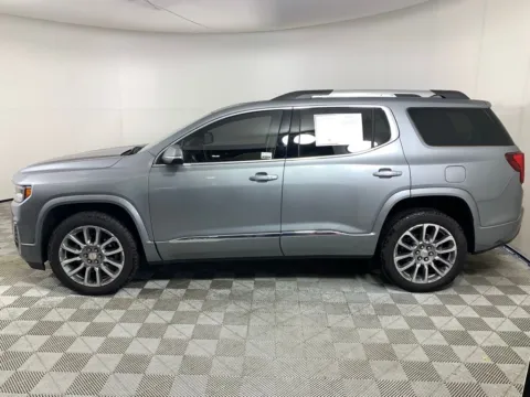 More photos of 2023 GMC Acadia Denali at ALM GMC South, GA