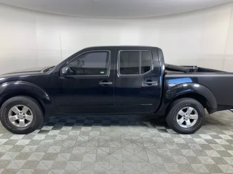 More photos of 2010 Nissan Frontier SE at ALM GMC South, GA