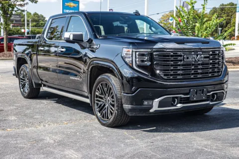 More photos of 2022 GMC Sierra 1500 Denali Ultimate at ALM Mazda South, GA