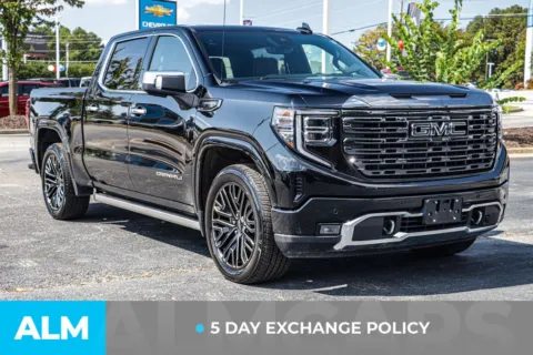 More photos of 2022 GMC Sierra 1500 Denali Ultimate at ALM Mazda South, GA