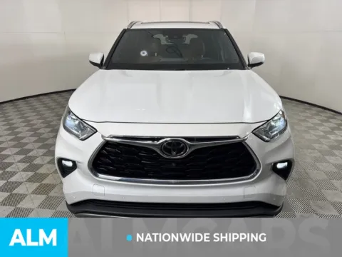 Another view of 2022 Toyota Highlander Platinum for sale in Morrow, GA at ALM Mazda South