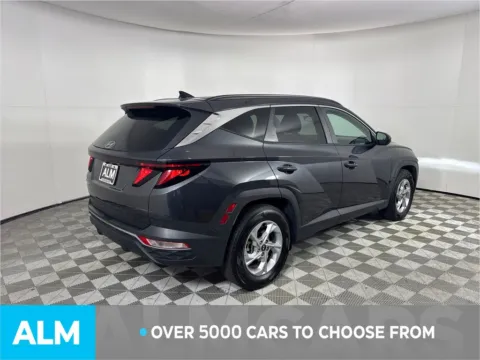 More photos of 2024 Hyundai Tucson SEL at ALM Mazda South, GA