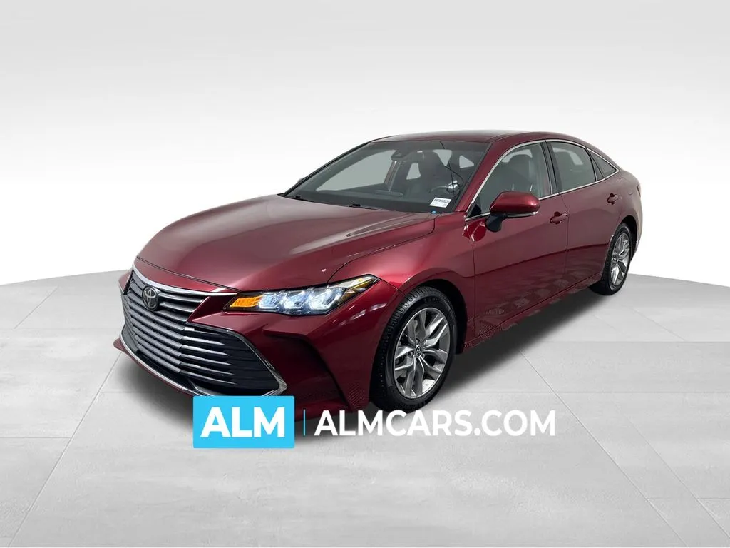 Red 2022 Toyota Avalon XLE for sale in Morrow, GA
