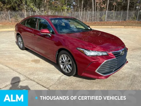 More photos of 2022 Toyota Avalon XLE at ALM Mazda South, GA