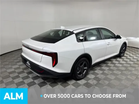 More photos of 2025 Kia K4 LXS at ALM Mazda South, GA