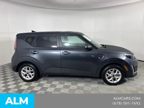 More photos of 2025 Kia Soul LX at ALM Mazda South, GA