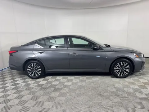 More photos of 2025 Nissan Altima 2.5 SV at ALM Mazda South, GA