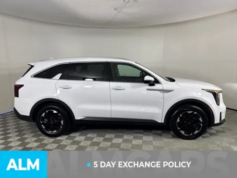 More photos of 2024 Kia Sorento S at ALM Mazda South, GA