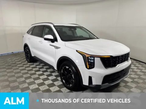 More photos of 2024 Kia Sorento S at ALM Mazda South, GA