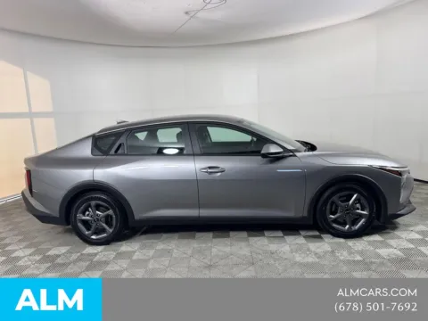 More photos of 2025 Kia K4 LXS at ALM Mazda South, GA