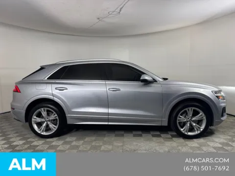 More photos of 2022 Audi Q8 55 Premium at ALM Mazda South, GA