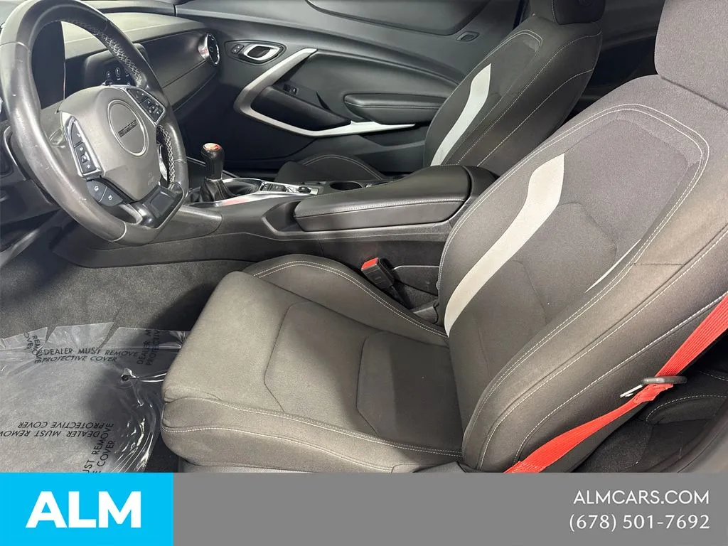 2022 Chevrolet Camaro LT1 - Photo 12