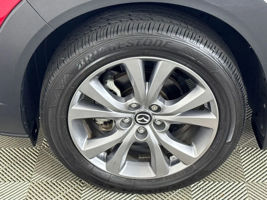2023 Mazda CX-30 Premium - Photo 12