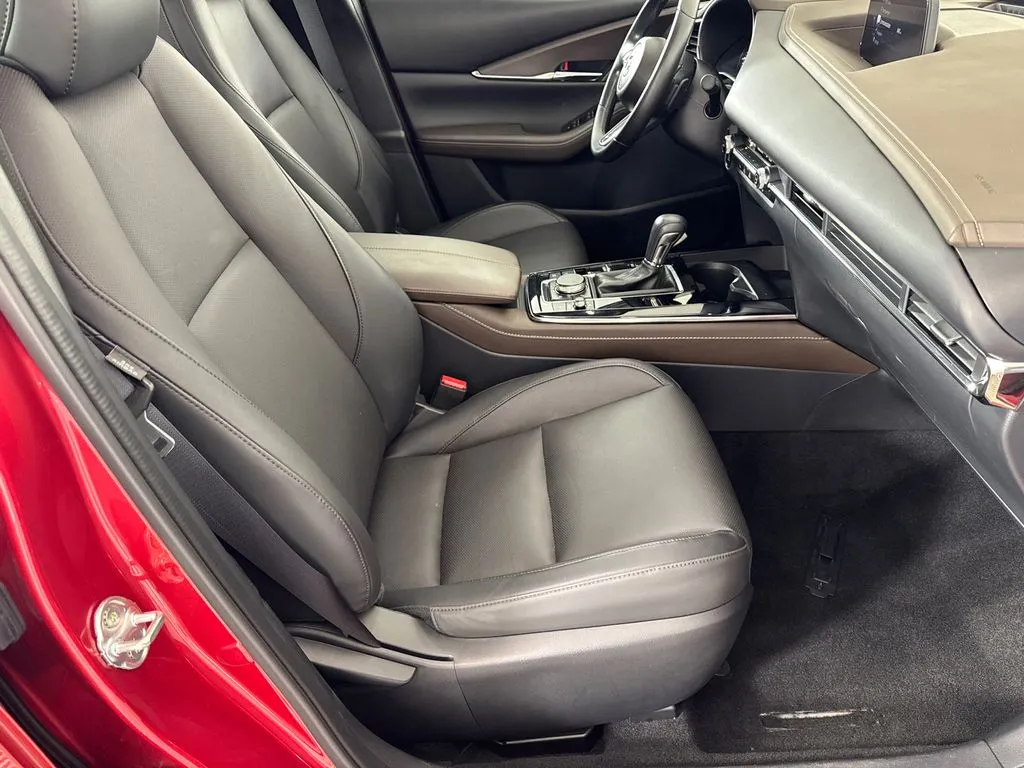 2023 Mazda CX-30 Premium - Photo 14