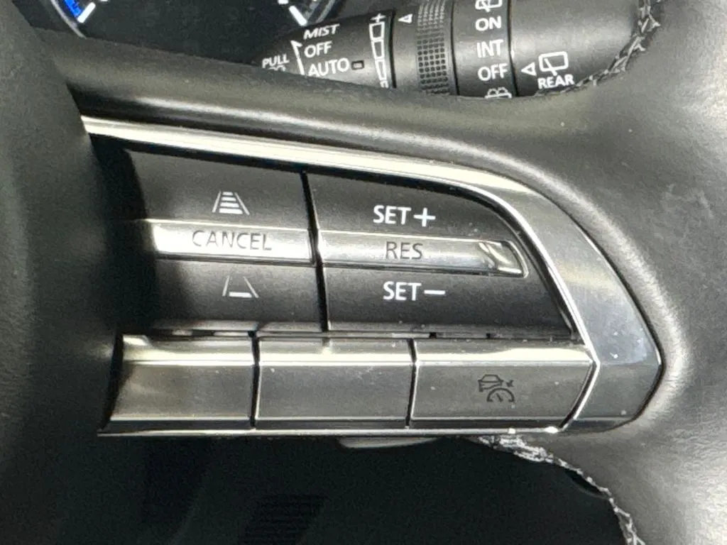 2023 Mazda CX-30 Premium - Photo 25