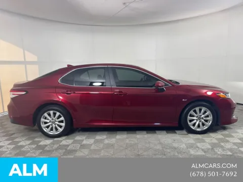 More photos of 2020 Toyota Camry LE at ALM Mazda South, GA