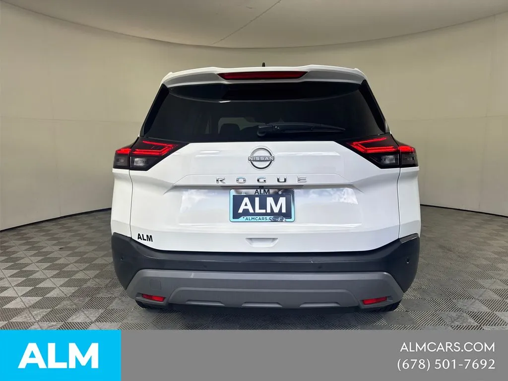 2022 Nissan Rogue S - Photo 8