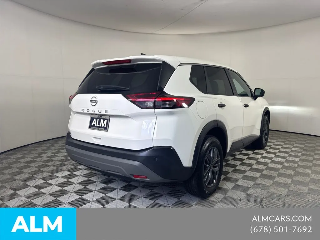 2022 Nissan Rogue S - Photo 6