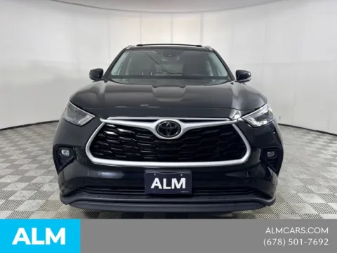 Another view of 2023 Toyota Highlander XLE for sale in Morrow, GA at ALM Mazda South