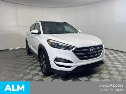 More photos of 2017 Hyundai Tucson Limited at ALM Mazda South, GA