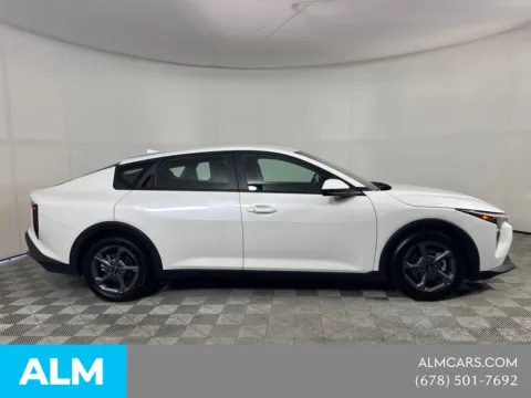 More photos of 2025 Kia K4 LXS at ALM Mazda South, GA