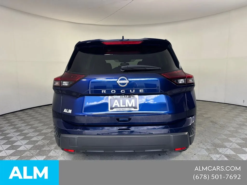 2025 Nissan Rogue SV - Photo 7