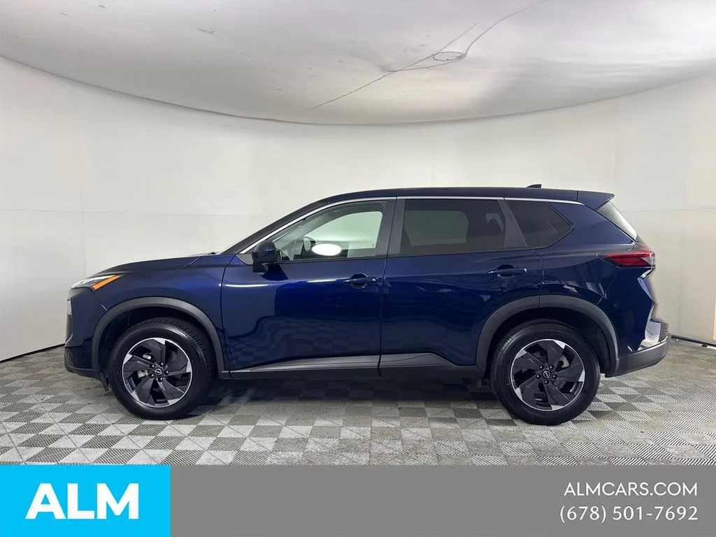 2025 Nissan Rogue SV - Photo 10