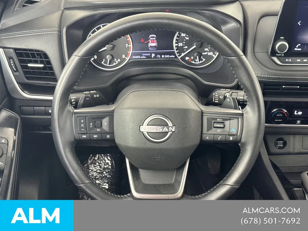 2025 Nissan Rogue SV - Photo 26