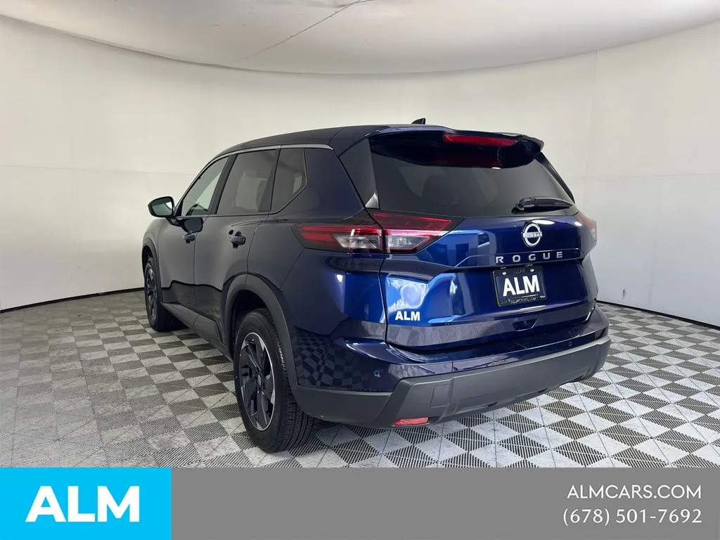 2025 Nissan Rogue SV - Photo 8