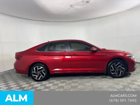 More photos of 2024 Volkswagen Jetta 1.5T SEL at ALM Mazda South, GA