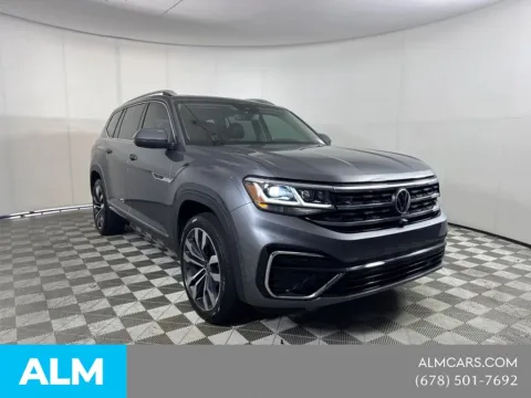 More photos of 2022 Volkswagen Atlas 3.6L V6 SEL Premium R-Line at ALM Mazda South, GA