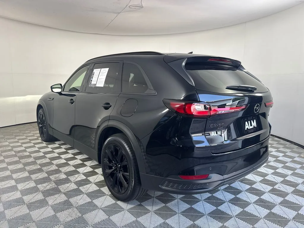 2026 Mazda CX-90 Premium Package - Photo 8