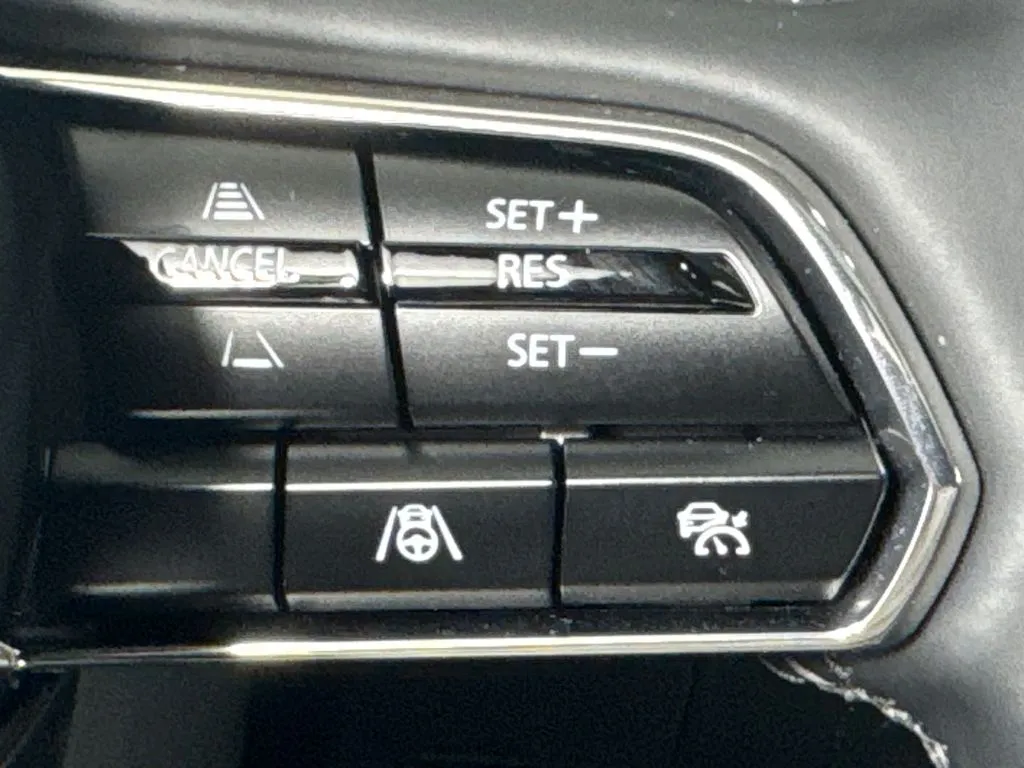 2026 Mazda CX-90 Premium Package - Photo 28