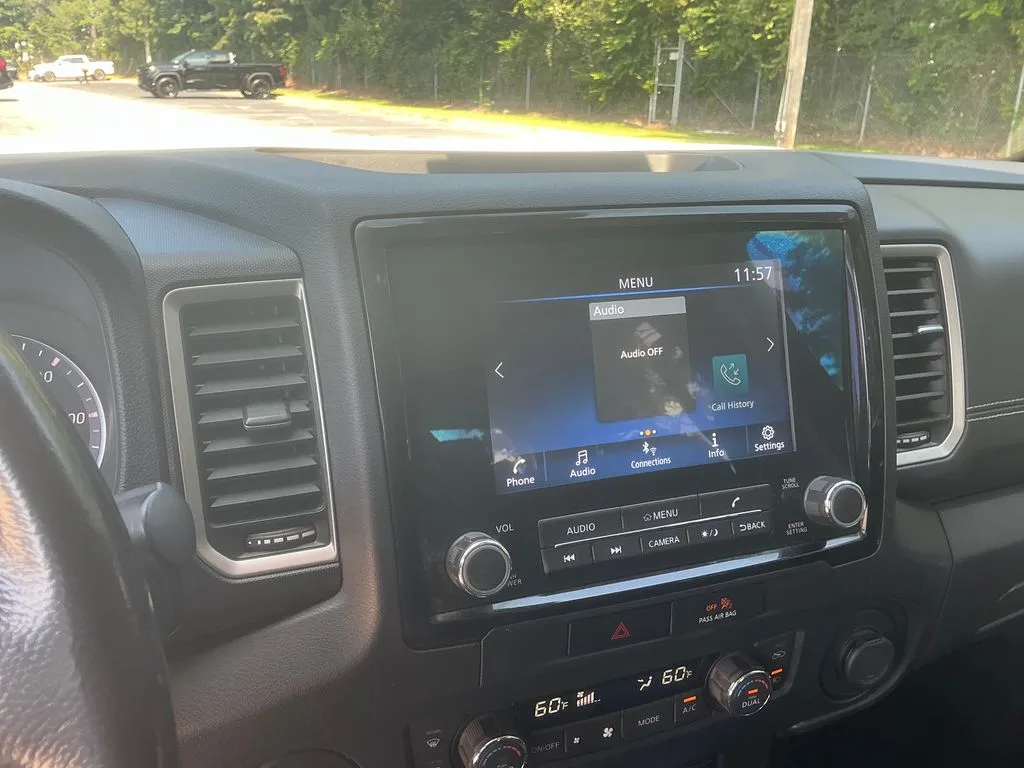 2023 Nissan Frontier SV - Photo 8