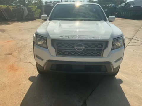 White 2023 Nissan Frontier SV for sale in Morrow, GA