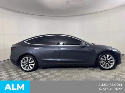 More photos of 2019 Tesla Model 3 Mid Range at ALM Mazda South, GA