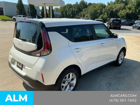 More photos of 2025 Kia Soul LX at ALM Mazda South, GA
