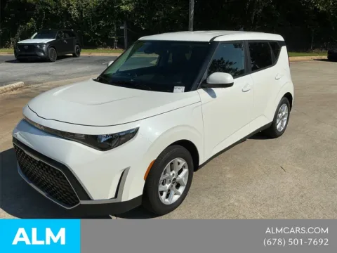 White 2025 Kia Soul LX for sale in Morrow, GA