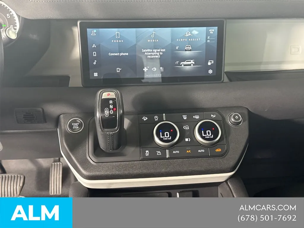 2023 Land Rover Defender X-Dynamic SE - Photo 29