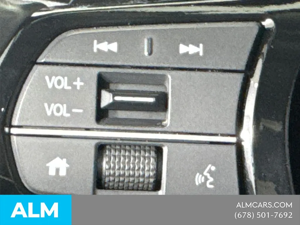 2025 Honda Pilot EX-L - Photo 27