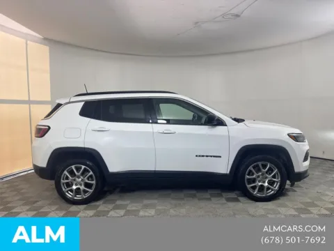 More photos of 2022 Jeep Compass Latitude Lux at ALM Mazda South, GA