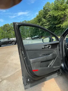 More photos of 2024 Kia Sportage EX at ALM Mazda South, GA