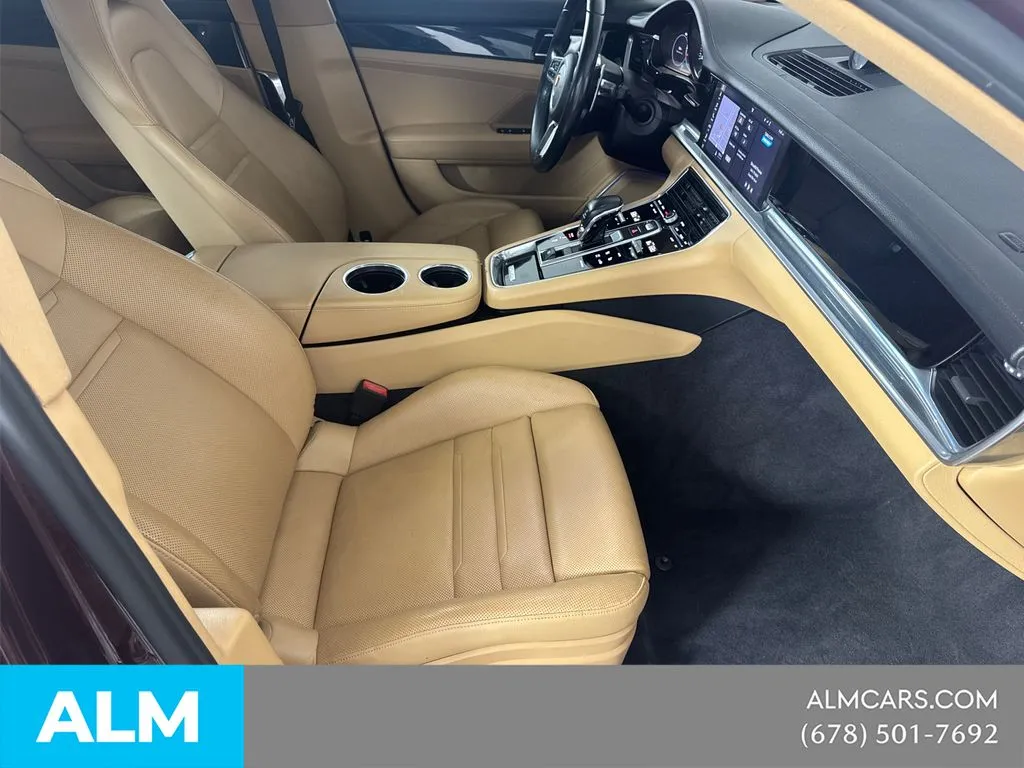 2018 Porsche Panamera 4 - Photo 16